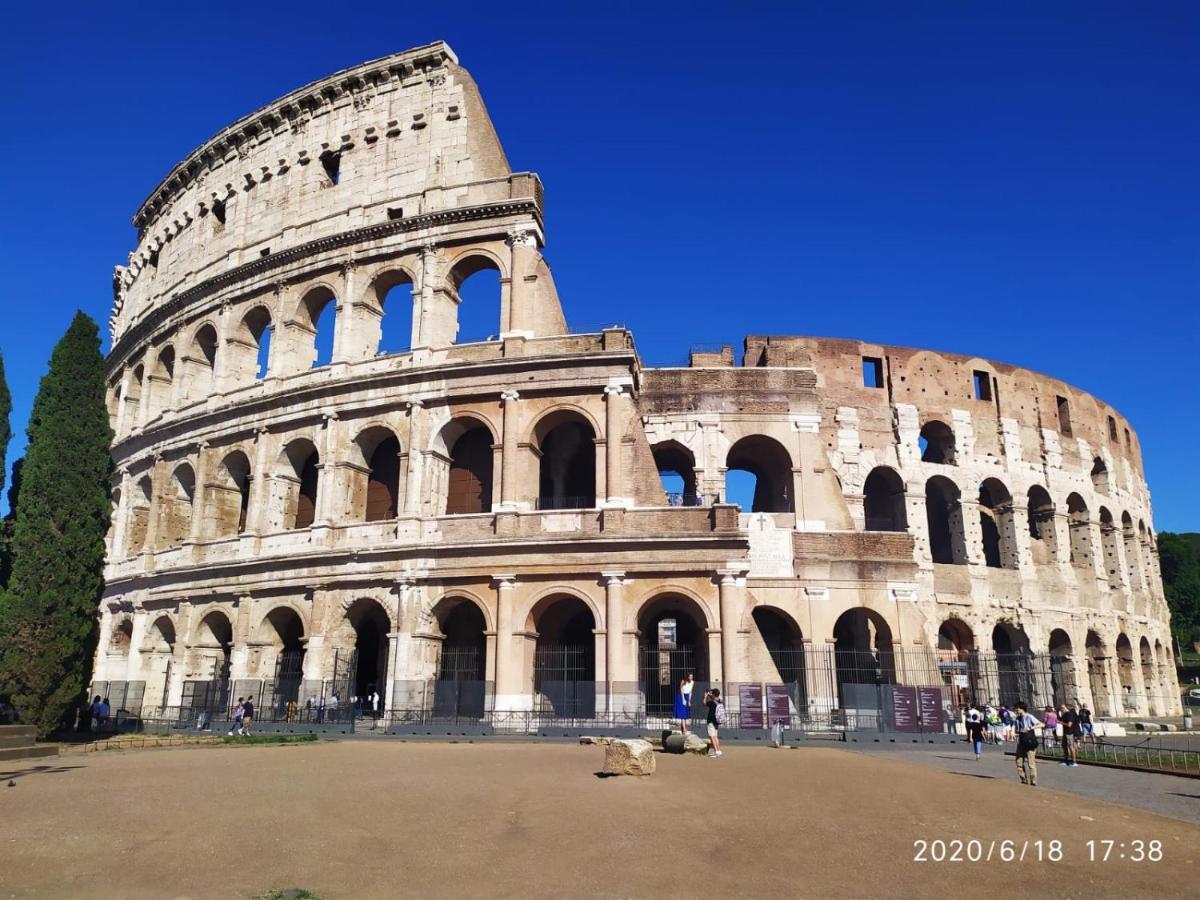 New Paradise Rome Exterior photo